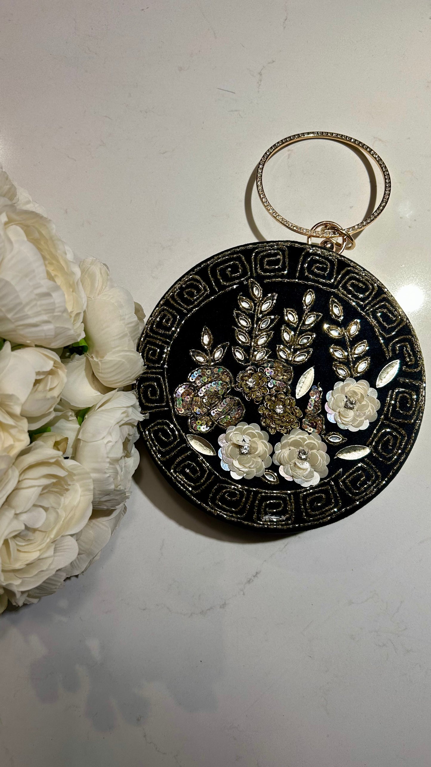 Flora Round Clutch