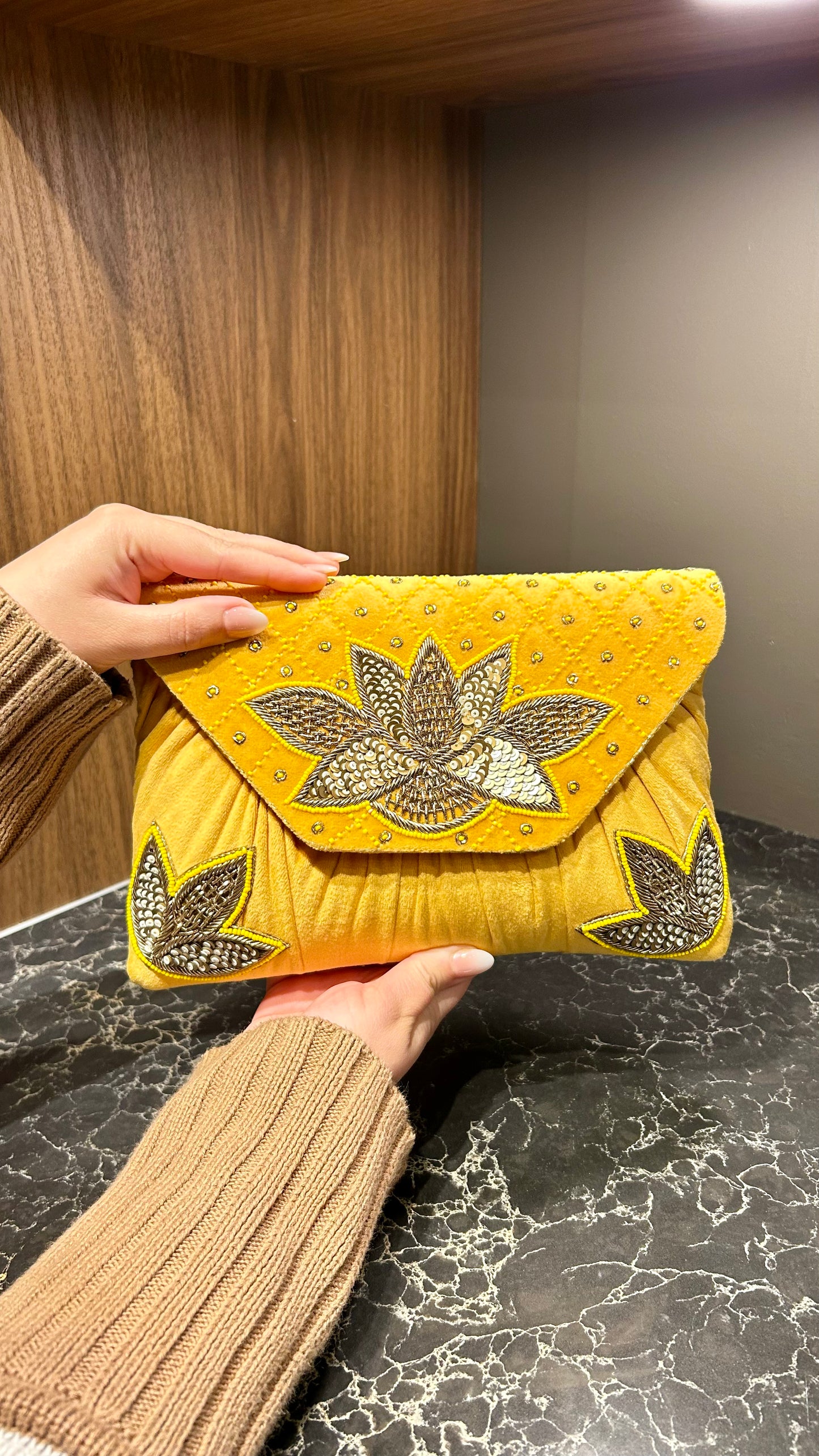 Lotus Clutch
