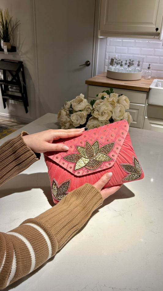 Lotus Clutch