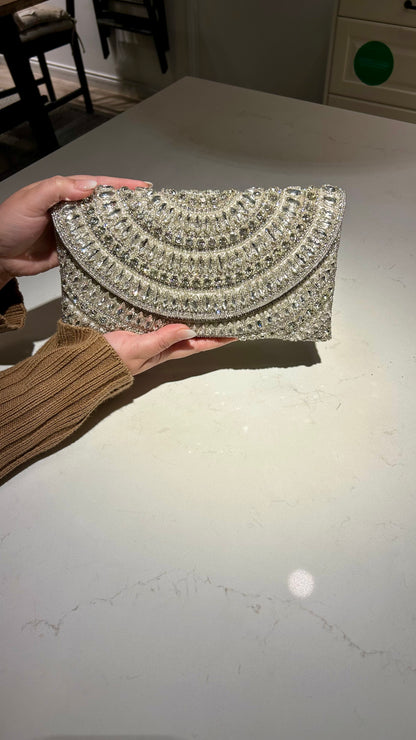 Alia Clutch