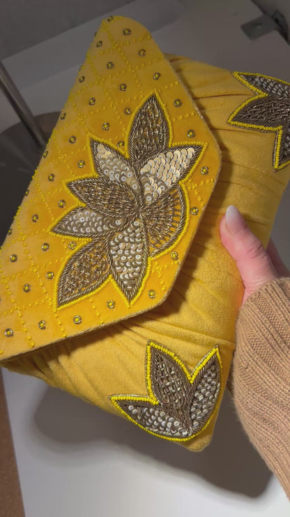 Lotus Clutch