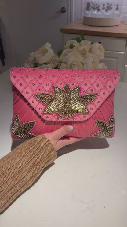 Lotus Clutch